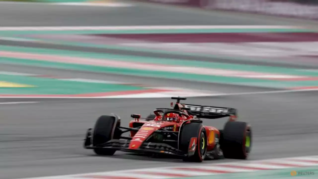 Leclerc blames 'weird' handling for qualifying nightmare