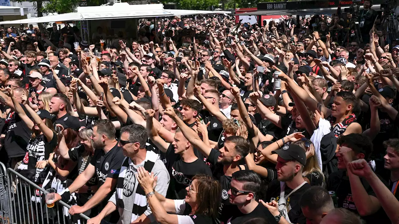 Vor Pokalfinale – Eintracht-Fans erobern Berlin