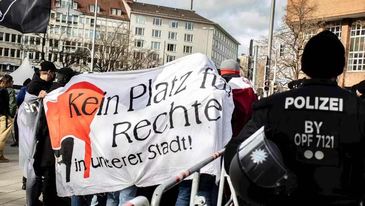 Erfolg der AfD: Wie die Strategielosigkeit der anderen Parteien den extrem Rechten hilft