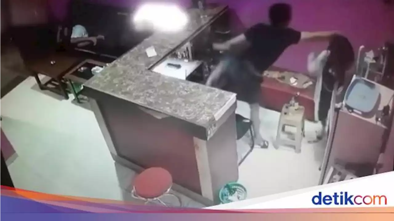 Dalih Operator Karaoke Aniaya Sadis LC di Batang hingga Tewas Penuh Lebam