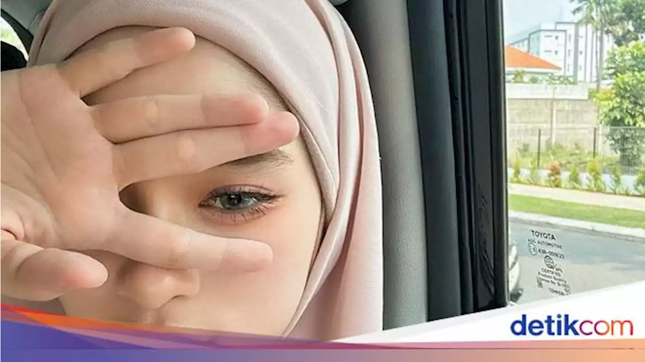 Inara Rusli Jawab Nyinyiran Netizen Usai Lepas Cadar