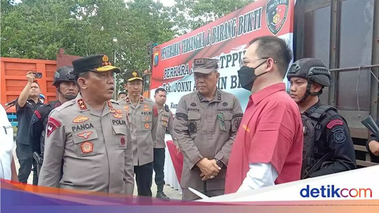 Momen Kapolda Sumut Irjen Panca Bentak Bos Judi Online Apin BK