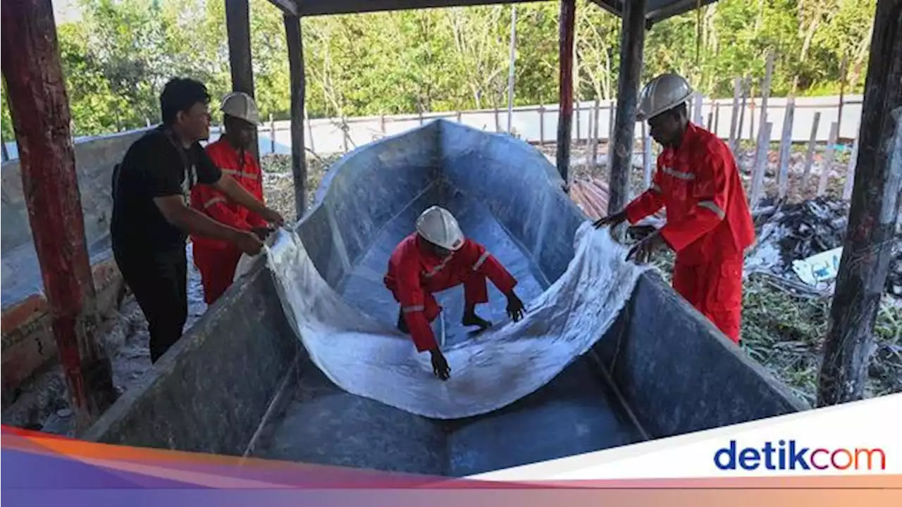 Melihat Cara Perawatan Kapal Bantuan Kemensos