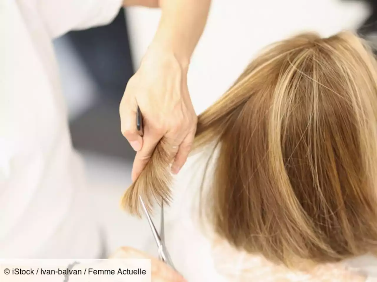 'Cool girl crop : la coupe de cheveux courte destructurée et tendance qui donne du volume