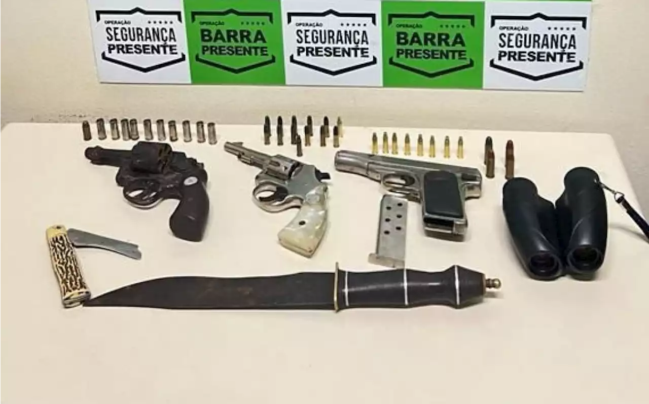 Homens são presos por porte ilegal de arma na Barra da Tijuca | Rio de Janeiro | O Dia