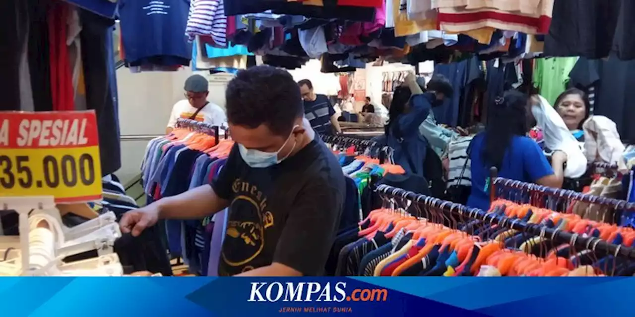 Mengintip Pasar Senen, Surga Baju Bekas Impor yang Kini Dilarang Pemerintah