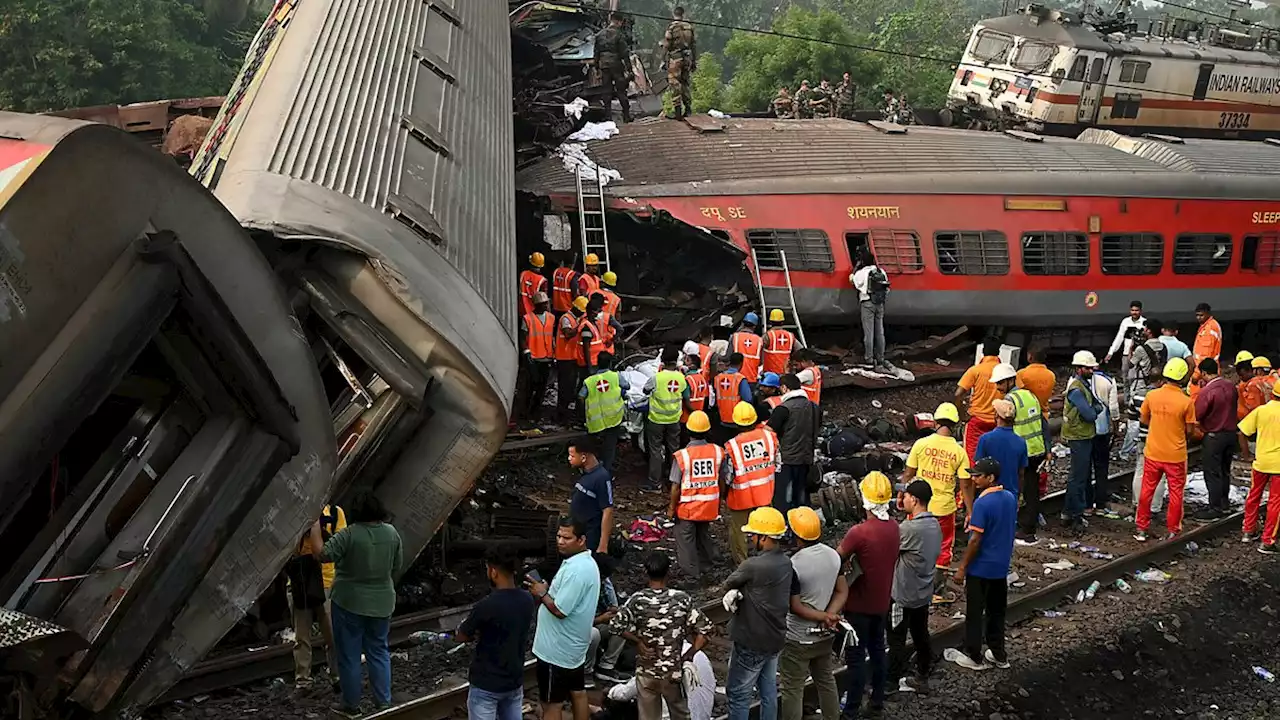 Indien: Über 280 Tote bei Zugunglück