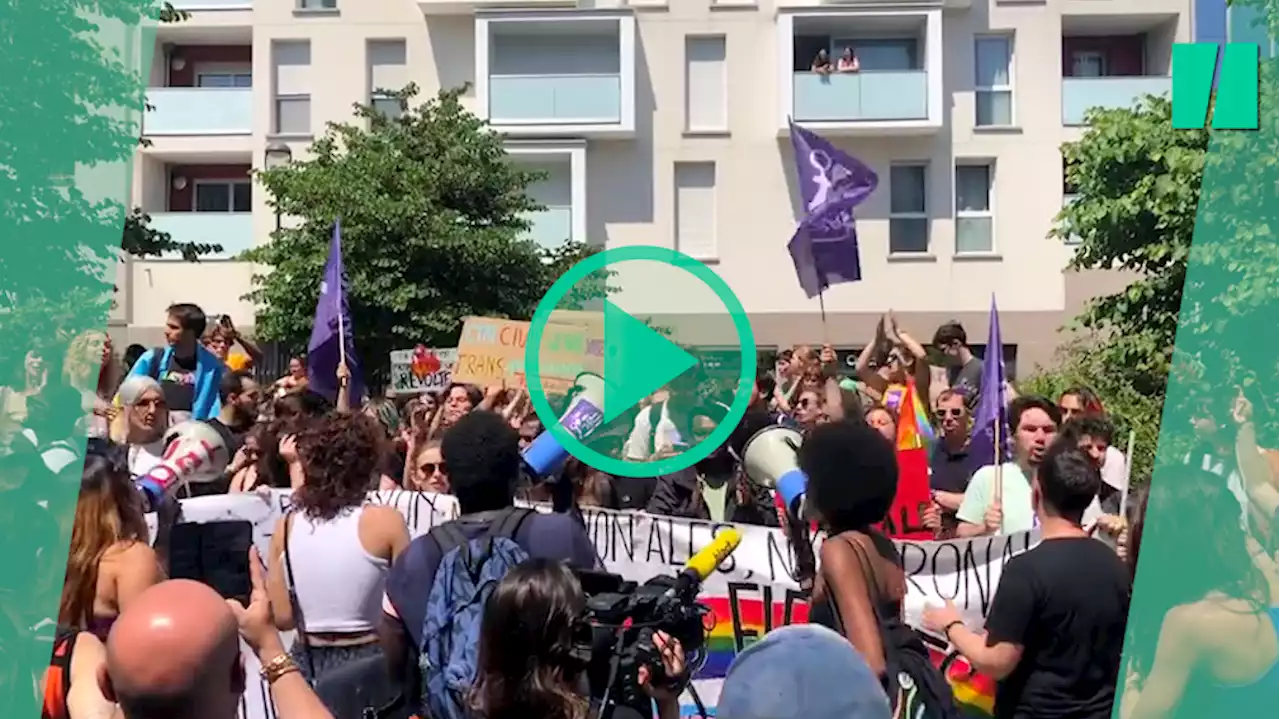 À Saint-Denis, des milliers de personnes rassemblées pour la « Pride des banlieues »