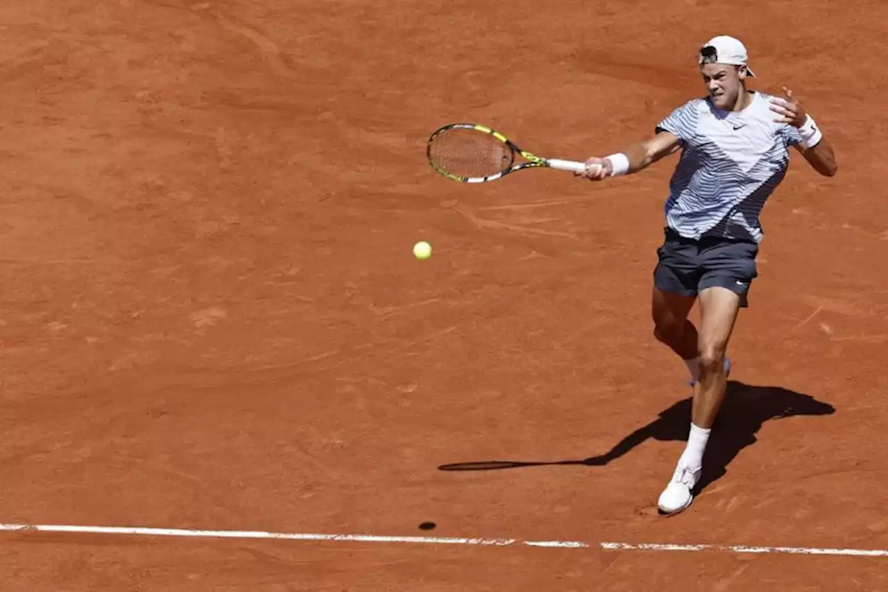 Holger Rune en huitièmes de finale de Roland-Garros après sa victoire contre Genaro Olivieri