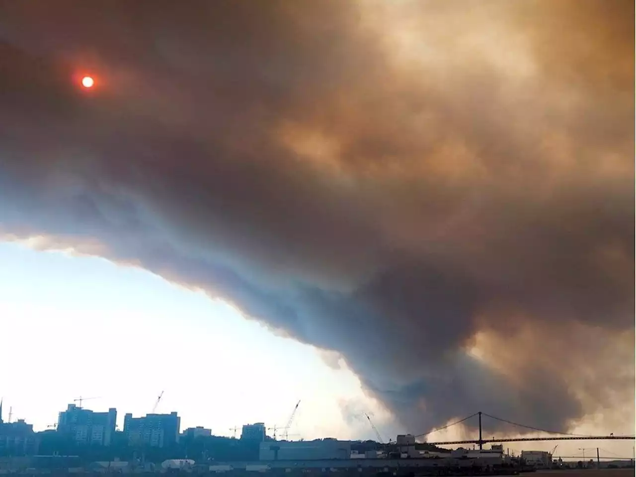 'Unprecedented' Canadian fires intensified by record heat and climate change