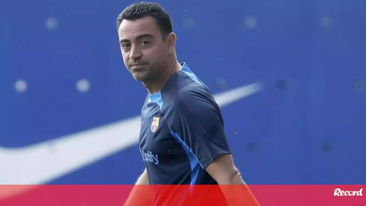 Xavi condena atitude de Mourinho: «Devemos ser os primeiros a dar o exemplo»