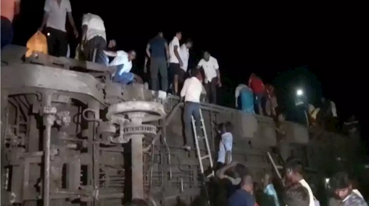 Indian train crash death toll jumps to 233, another 900 injured