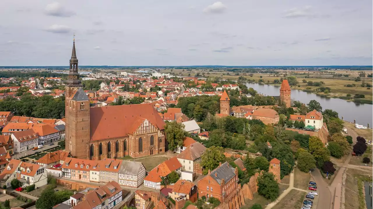 Mit dem Rad durch Altmark und Havelland: Backsteinbauten und Elbauen