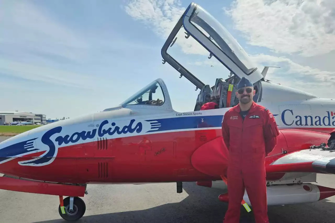 Snowbird pilot returns to former training ground