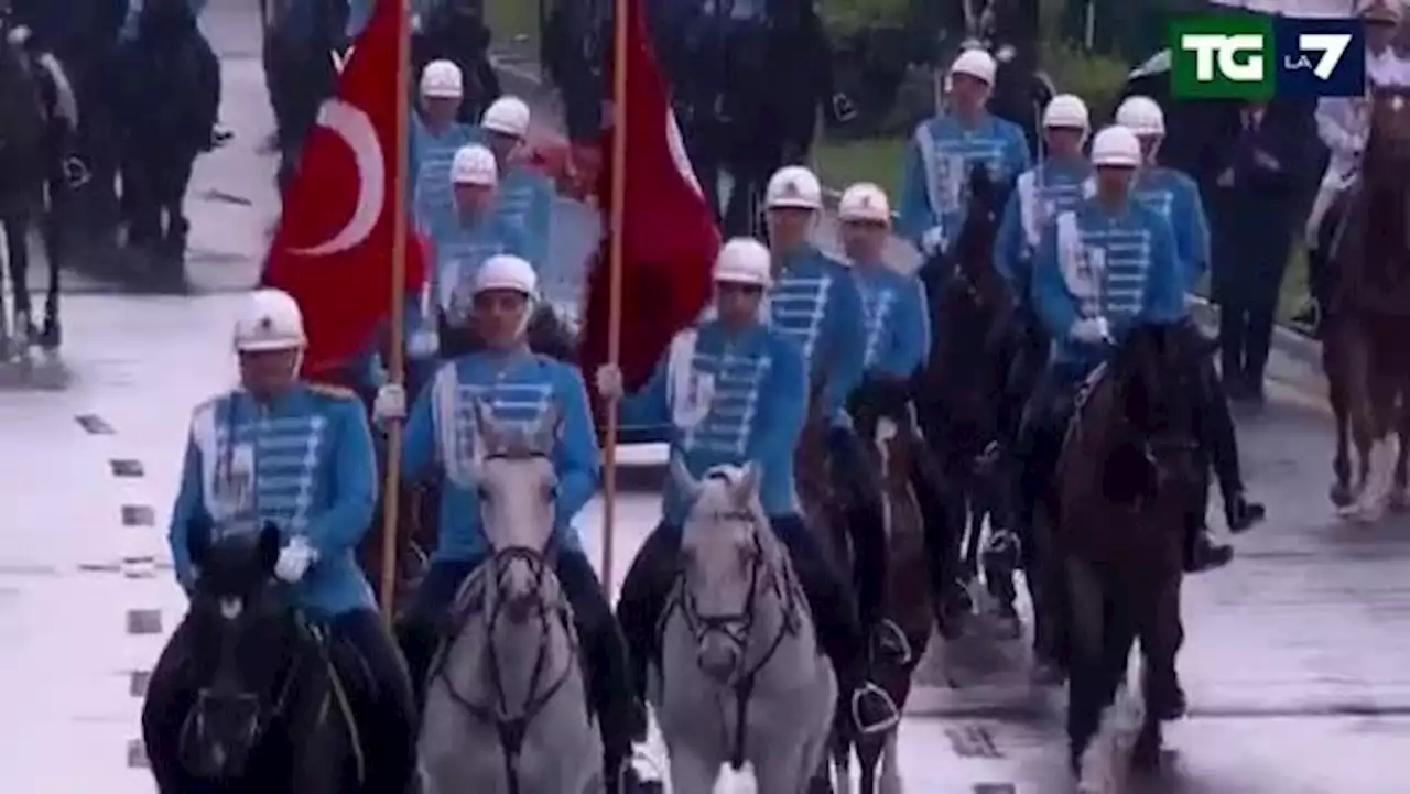 Erdogan giura da presidente. E' il suo terzo ed ultimo mandato