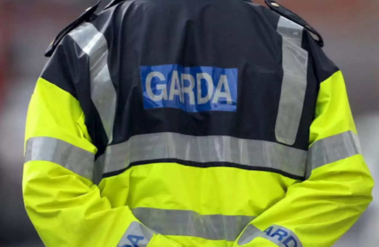 Man (30s) dies in single vehicle crash in Tullamore