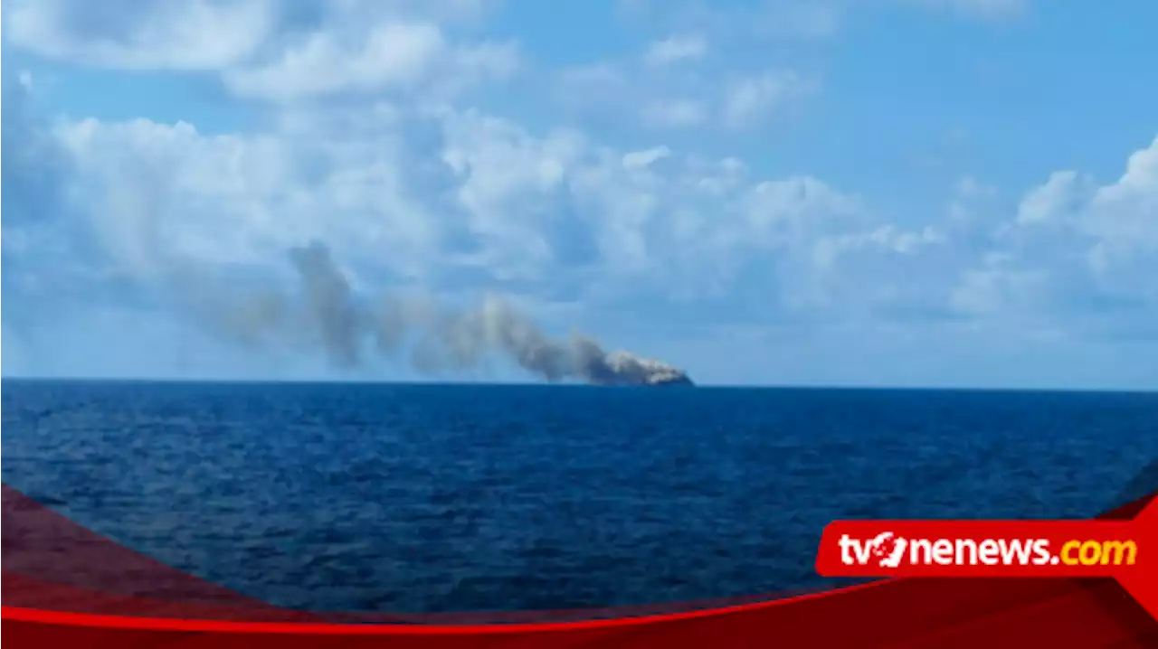 BREAKING NEWS : KRI. Teluk Gading 538 Terbakar di Perairan Selayar Sekitar 8 NM dari Pelabuhan Bira Bulukumba, Sulsel