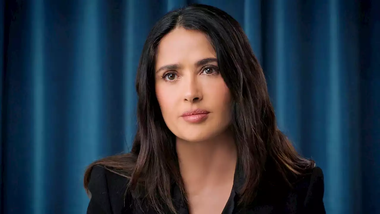 Salma Hayek refuerza su compromiso con la igualdad a través de un poderoso mensaje