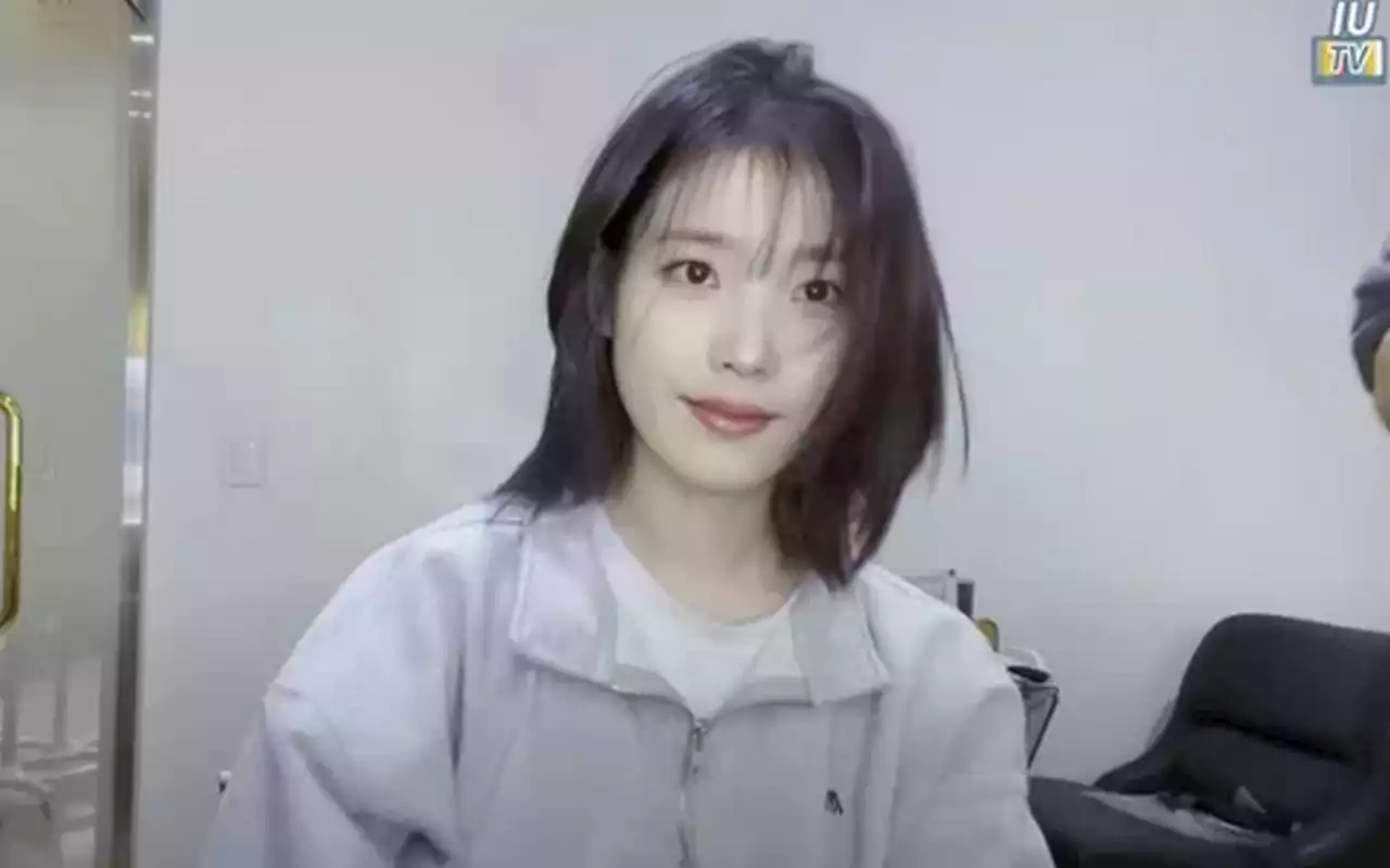 IU Ajak Fans Lihat Proses Pangkas Rambut Jadi Pendek Hingga Akui Punya Alergi Pewarna