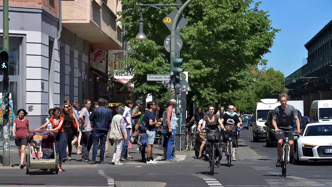 Radwege in der Schönhauser Allee werden nun doch gebaut