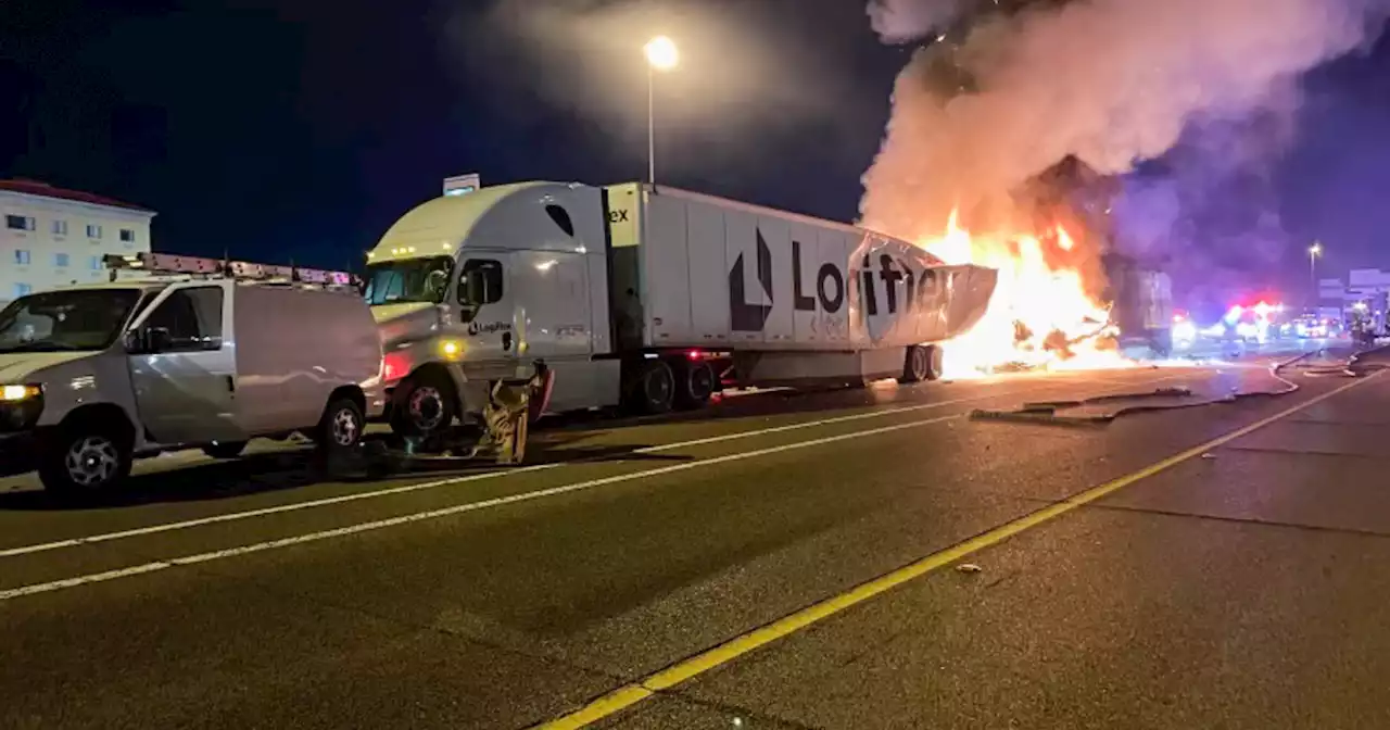 Semi-truck driver was 'actively using' TikTok just before fiery Arizona car crash that killed 5, officials say