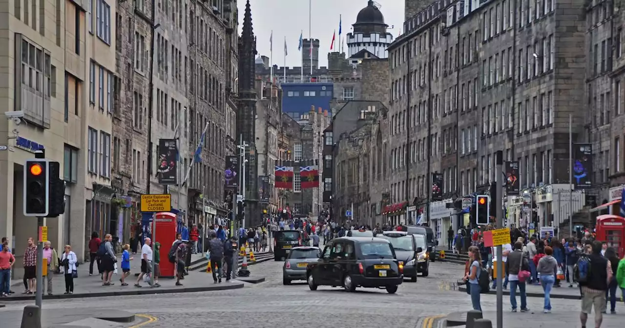 Visitors slam Edinburgh's Royal Mile as 'crowded and dirty' and 'tourist trap'