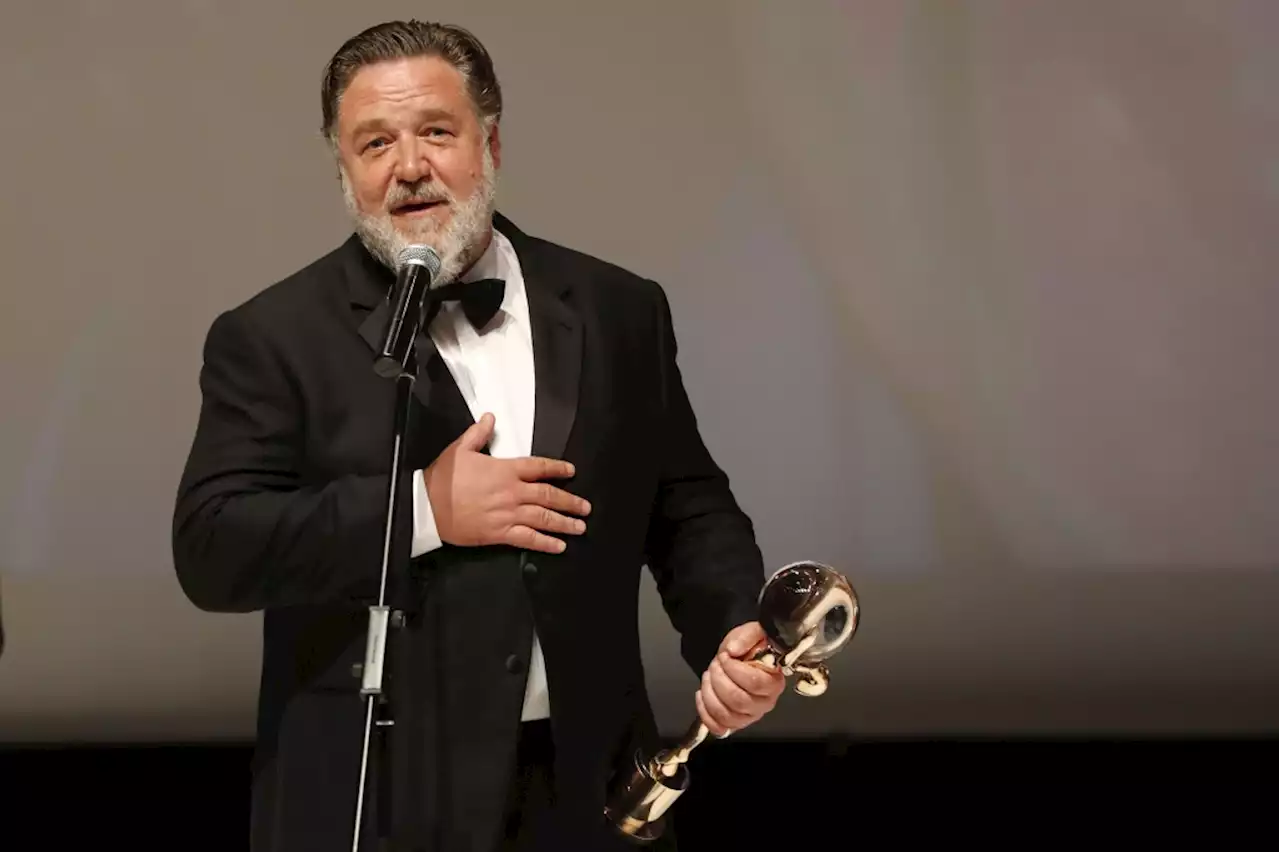 Russell Crowe Gives The Opening Night Of Karlovy Vary Int’l Film Festival His Seal Of Approval: “I’ve Been To So Many Film Festivals That Are Absolute Hellscapes”