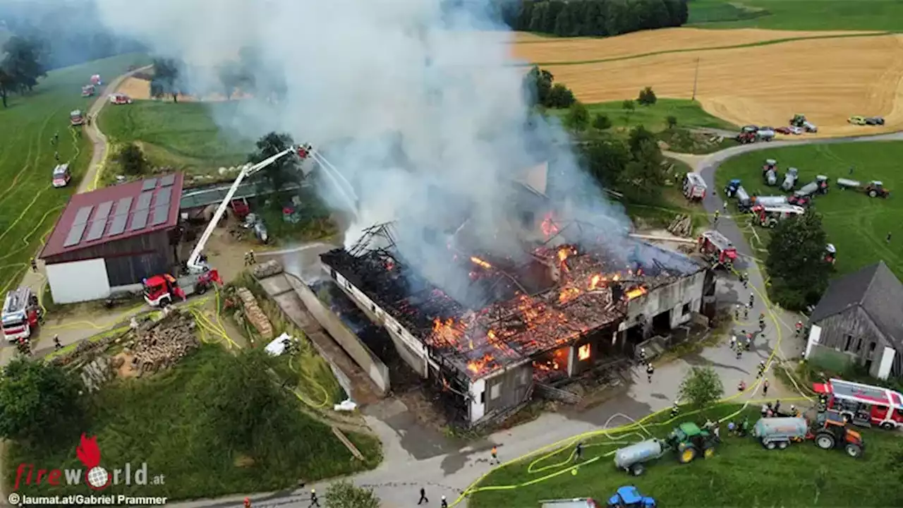 Oö: Großfeuer auf Bauernhof in Klam fordert über ein Dutzend Feuerwehren (Erstinfos)