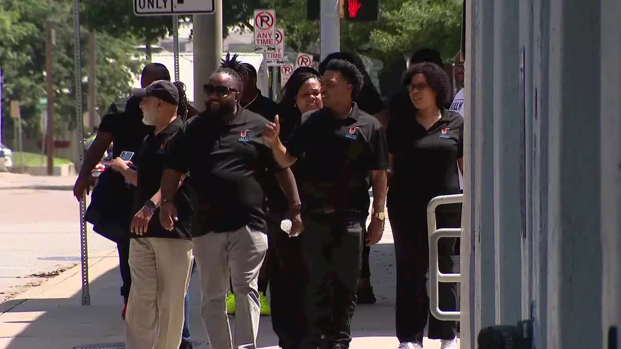 Urban Specialists canvas event held to help Dallas police reduce violent crime