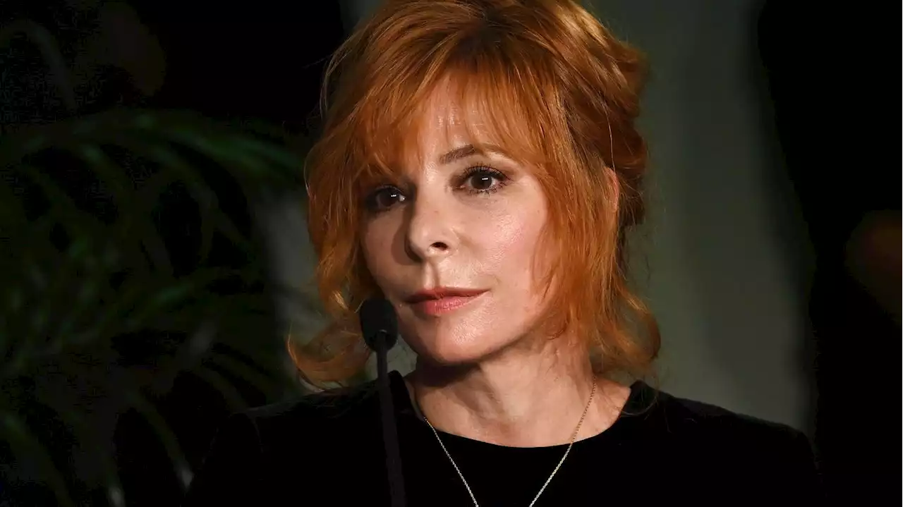 Violences urbaines : les concerts de Mylène Farmer au Stade de France annulés vendredi et samedi