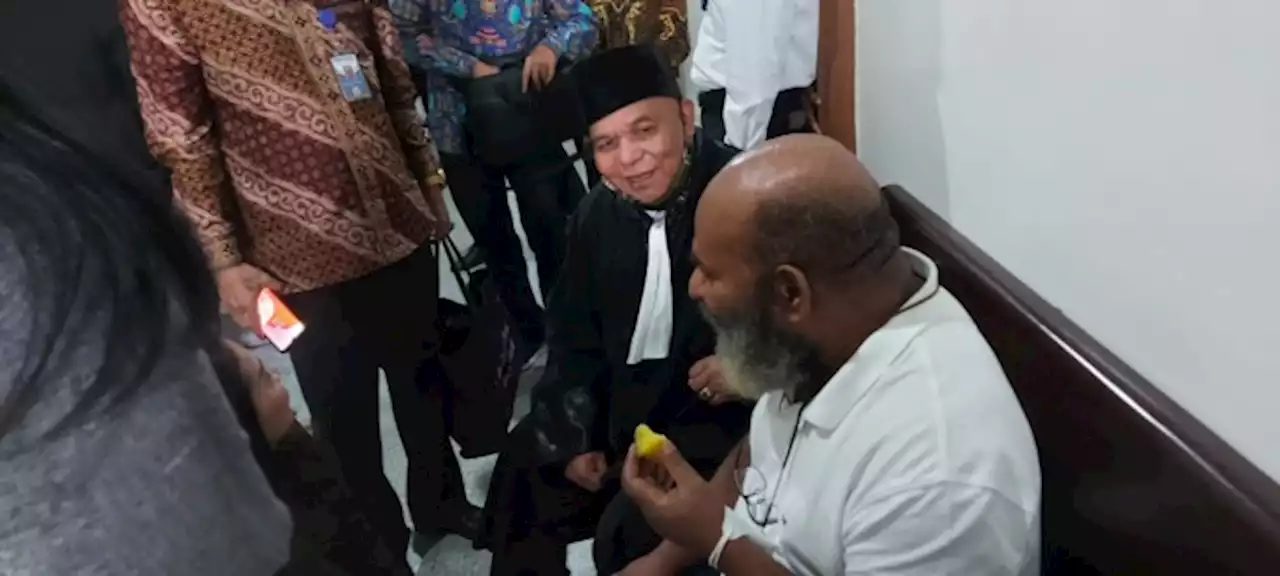 KPK Tolak Keluarga Dampingi Lukas Enembe di RSPAD