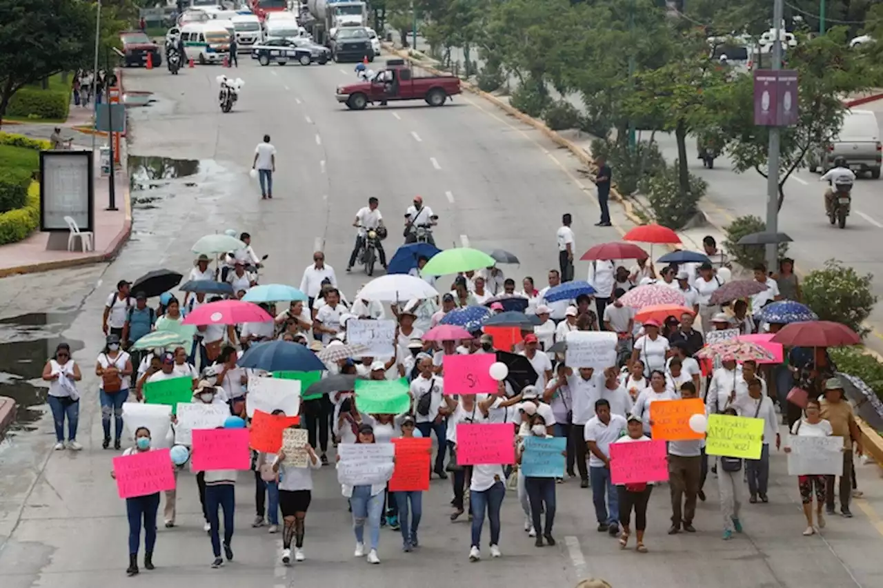 Marchan en Tuxtla Gutiérrez por regreso de administrativos secuestrados