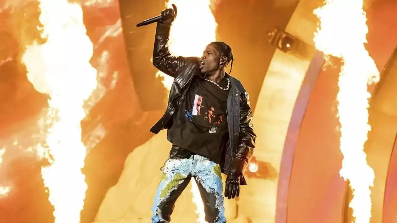 Dix personnes sont mortes à son concert, mais Travis Scott ne sera pas poursuivi au pénal