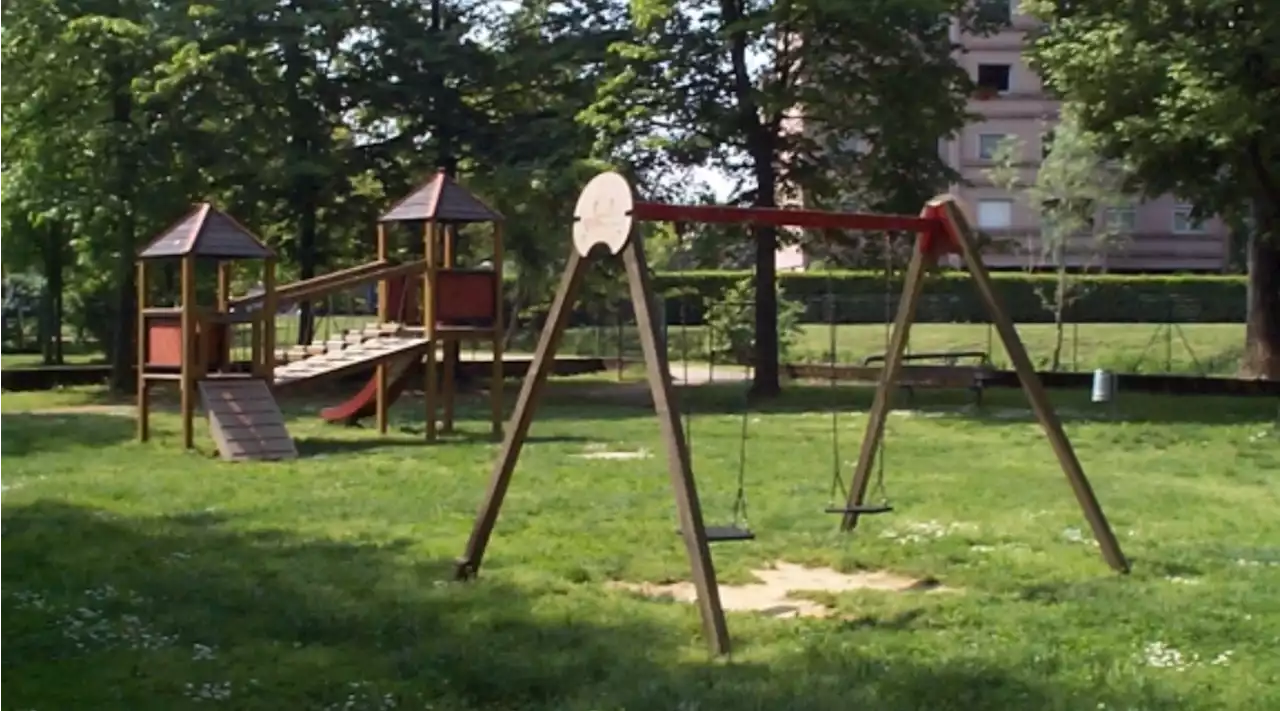 Milano, babysitter denuncia: un uomo ha cercato di rapire bimba al parco