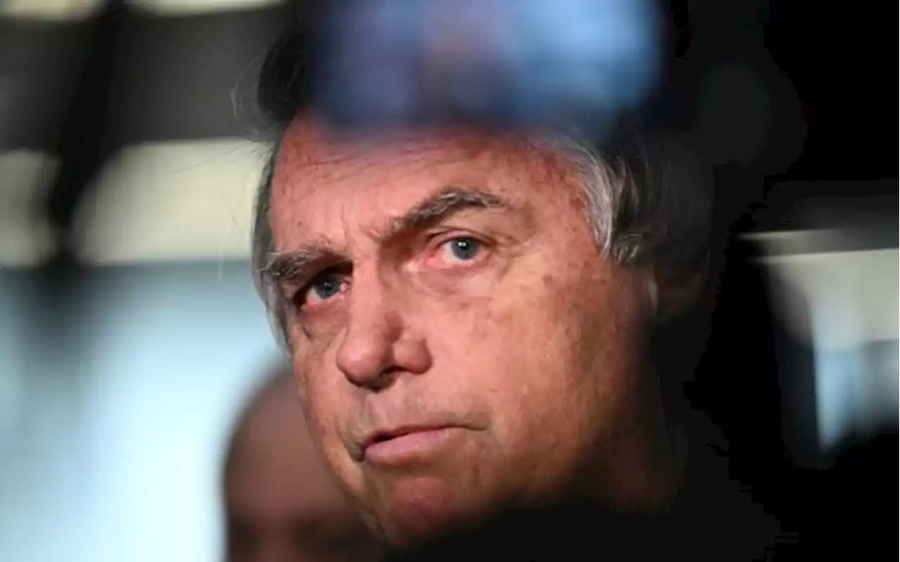 TSE continua hoje julgamento que definirá futuro político de Bolsonaro