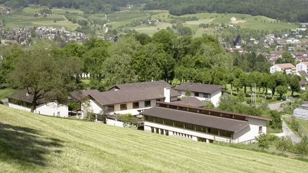 15 Landwirte erhalten Diplom - Schweizer Bauer