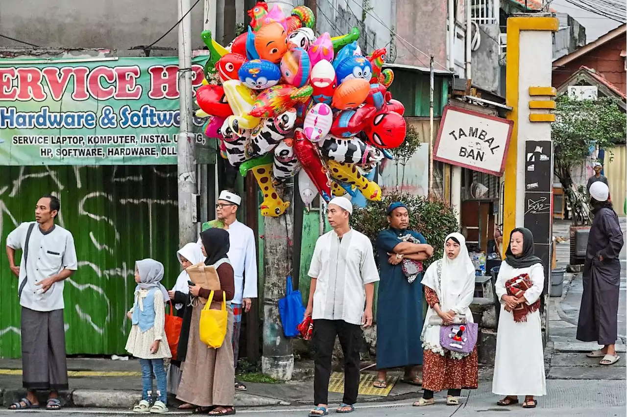 Muslims go all out for Raya Haji this year