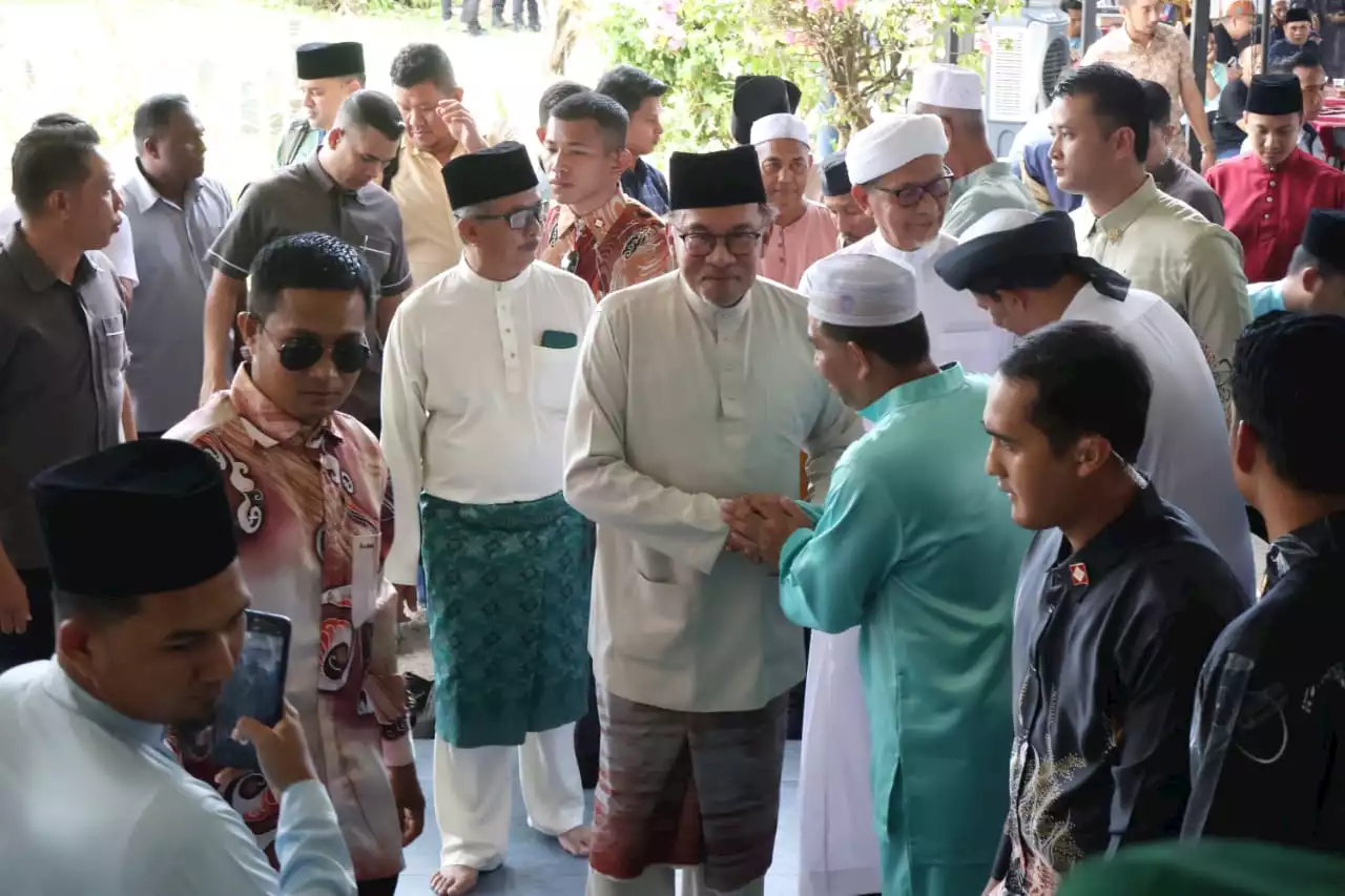 Anwar tidak terkesan cubaan 'geng sakau' jatuhkan Kerajaan Perpaduan