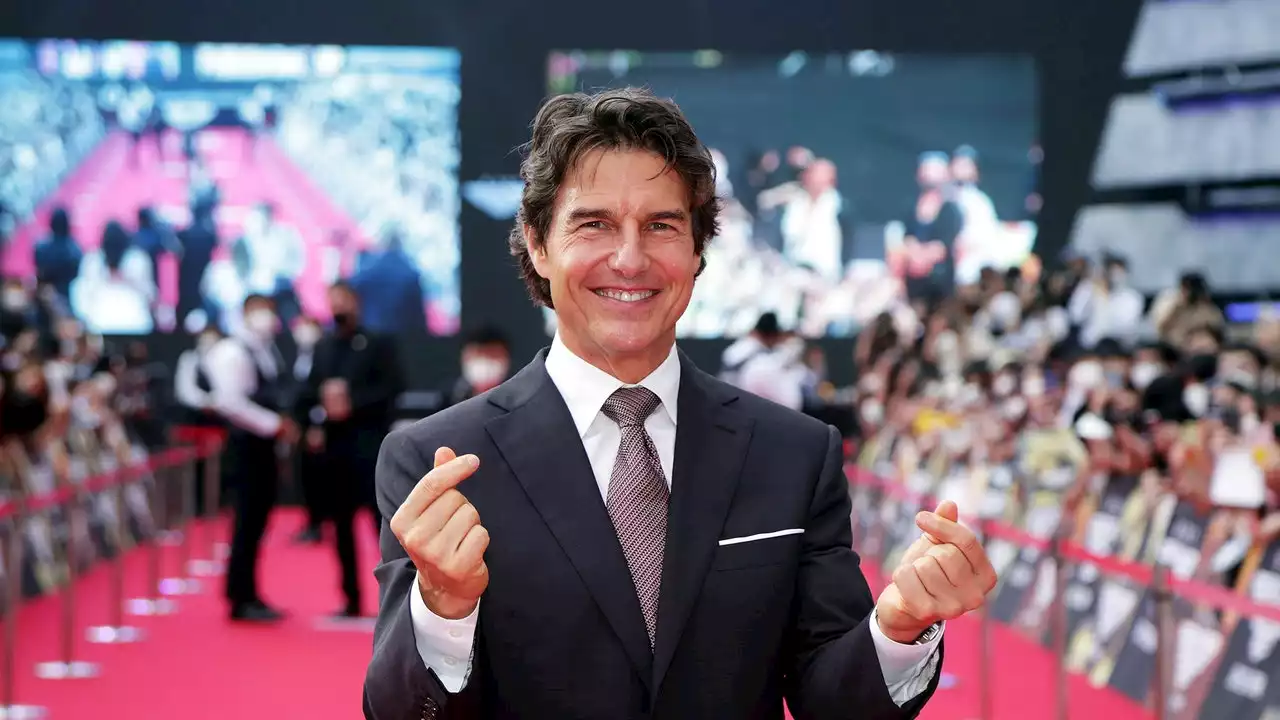 Tom Cruise’s Craziest Stunt Yet: Playing Instagram Boyfriend for His Mission: Impossible Costars