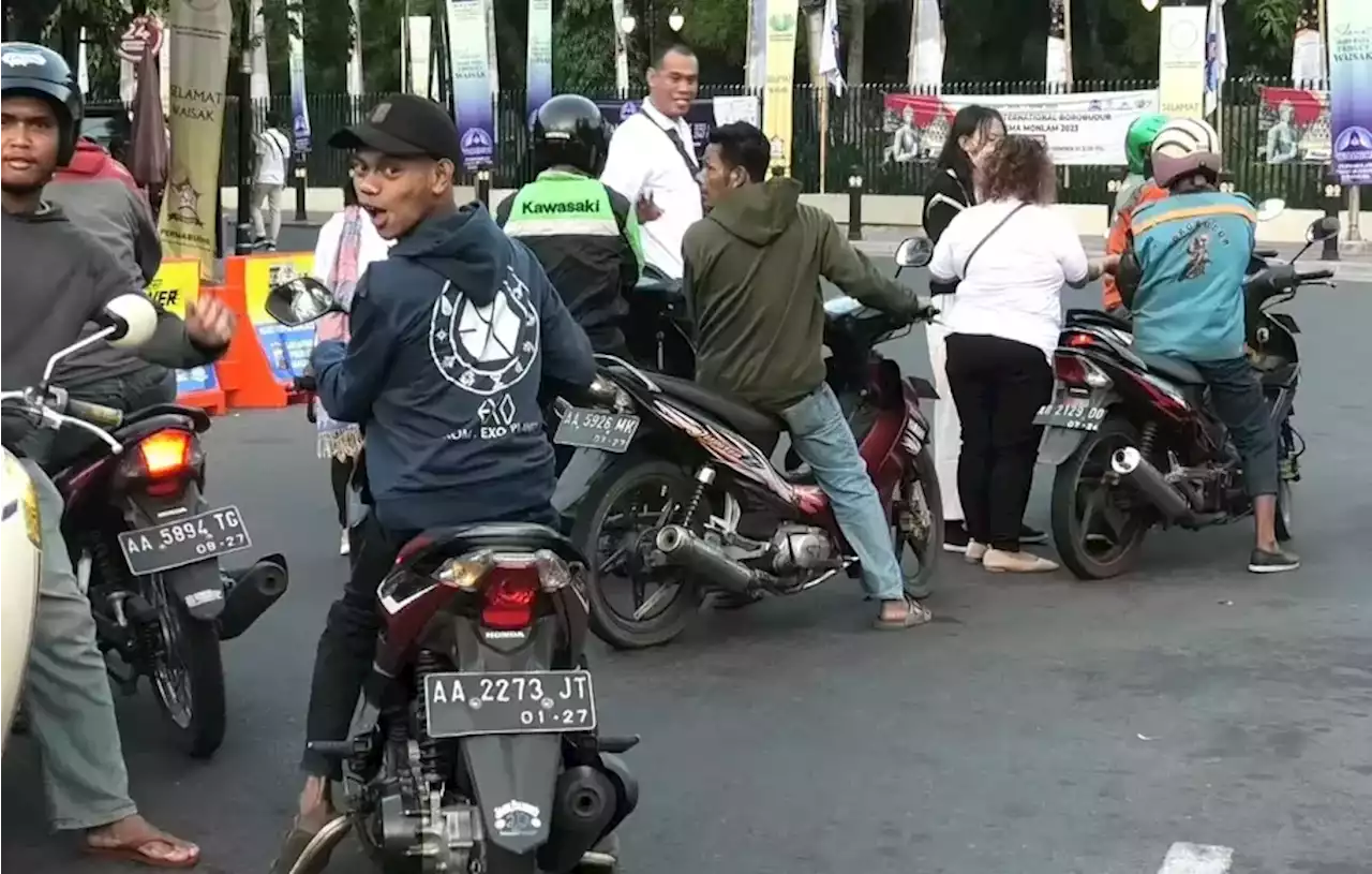 Ojek Dadakan di Kawasan Borobudur Untung Berlipat