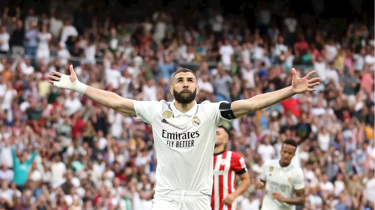 Real Madrid oficializa saída de Benzema; atacante marca em despedida