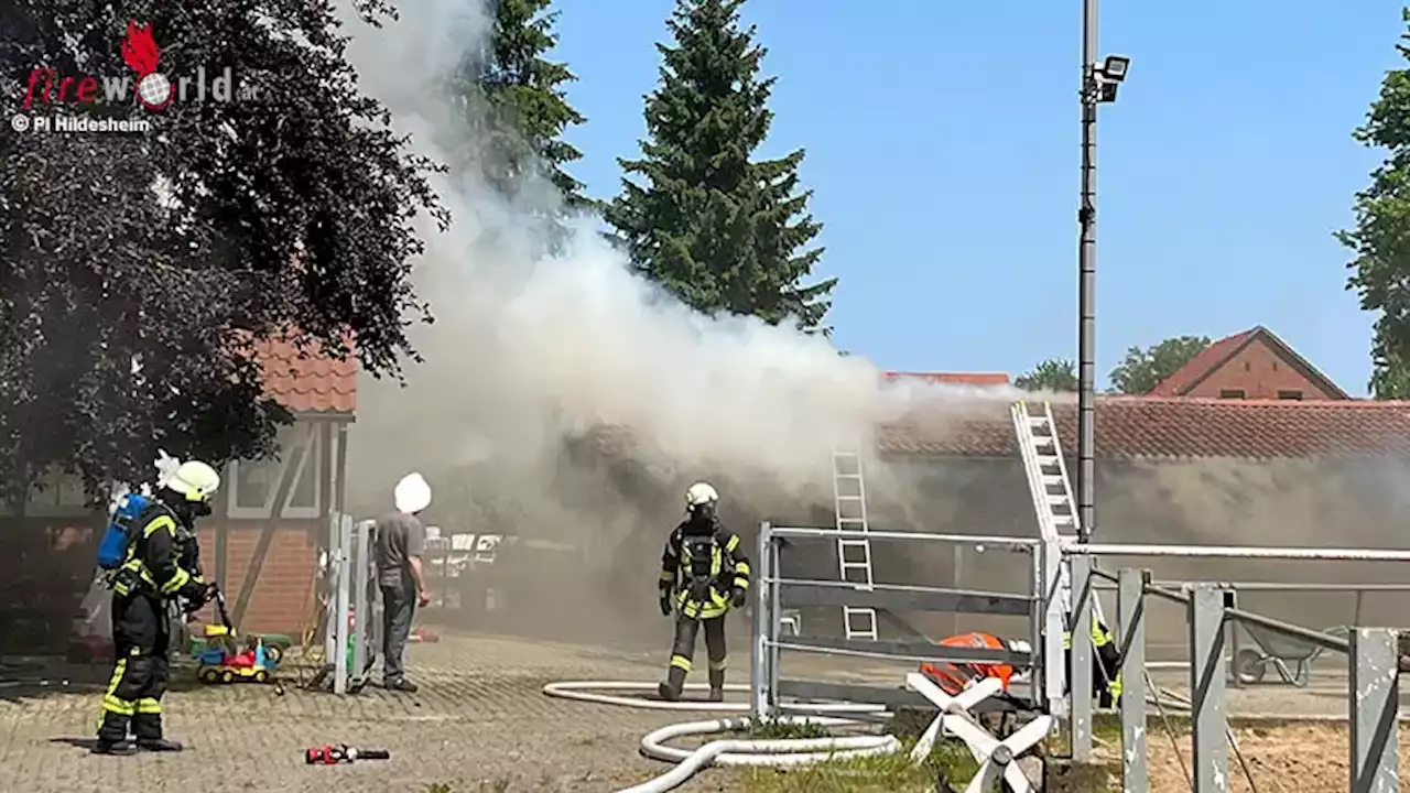 D: Brand einer Pferdebox in Sottrum