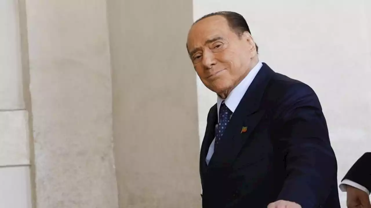 Berlusconi dopo il ricovero: “Mai avuto paura, mai smesso di lavorare”