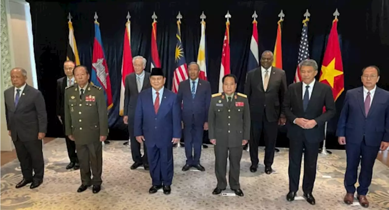 Defense officials stress cooperation at Asia security meet