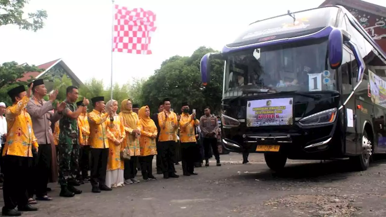 Wali Kota Lepas Keberangkatan 229 Jemaah Haji Palangka Raya