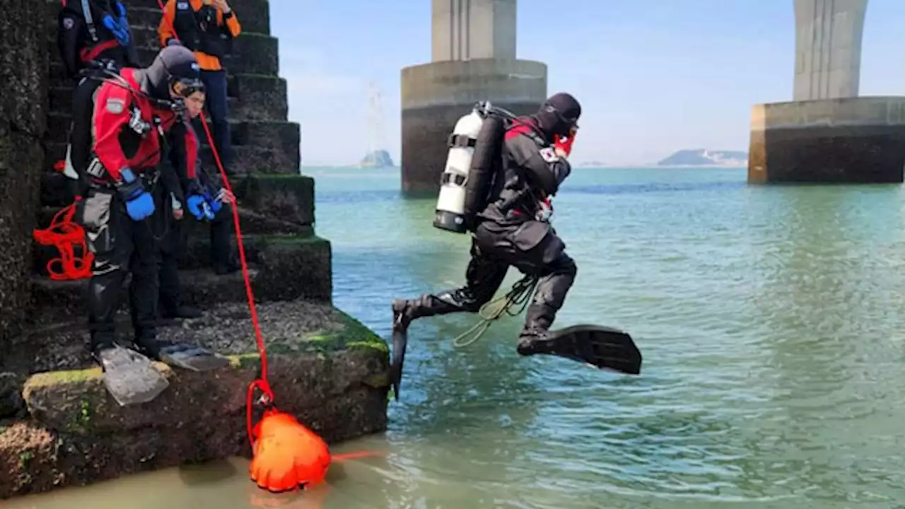 인천 영흥도 앞바다 빠진 차량 이틀 만에 발견…운전자 사망