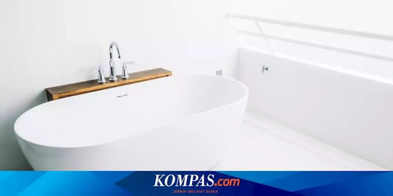 Bathtub di Kamar Mandi Sudah Usang? Lapisi dengan Cat Saja