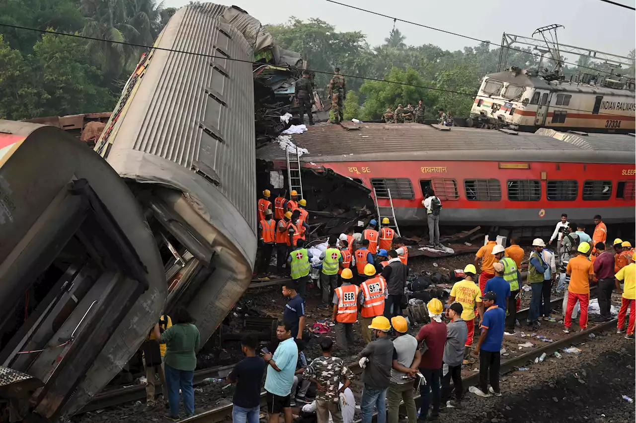 Tragedia en India: qué se sabe del choque de trenes en uno de los mayores sistemas ferroviarios del mundo