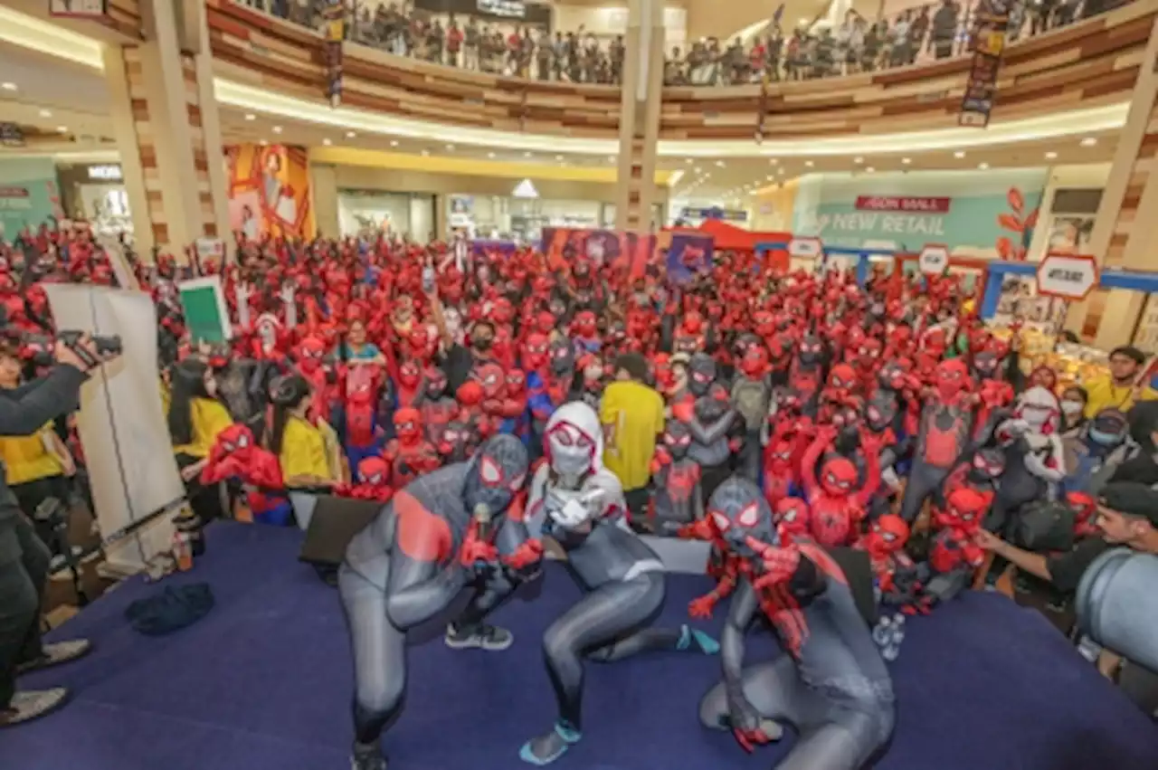 Sony Pictures Malaysia and Aeon Mall set new world record of largest gathering in Spider-Man costume