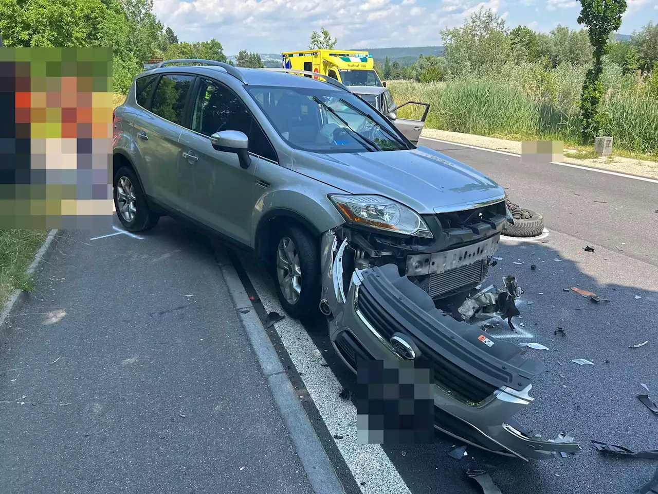 Bad Zurzach AG: Frontalkollision zwischen zwei Autos – eine Person verletzt